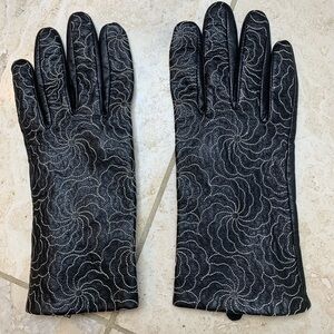 Elegant Black Gloves with Silver Embroidery